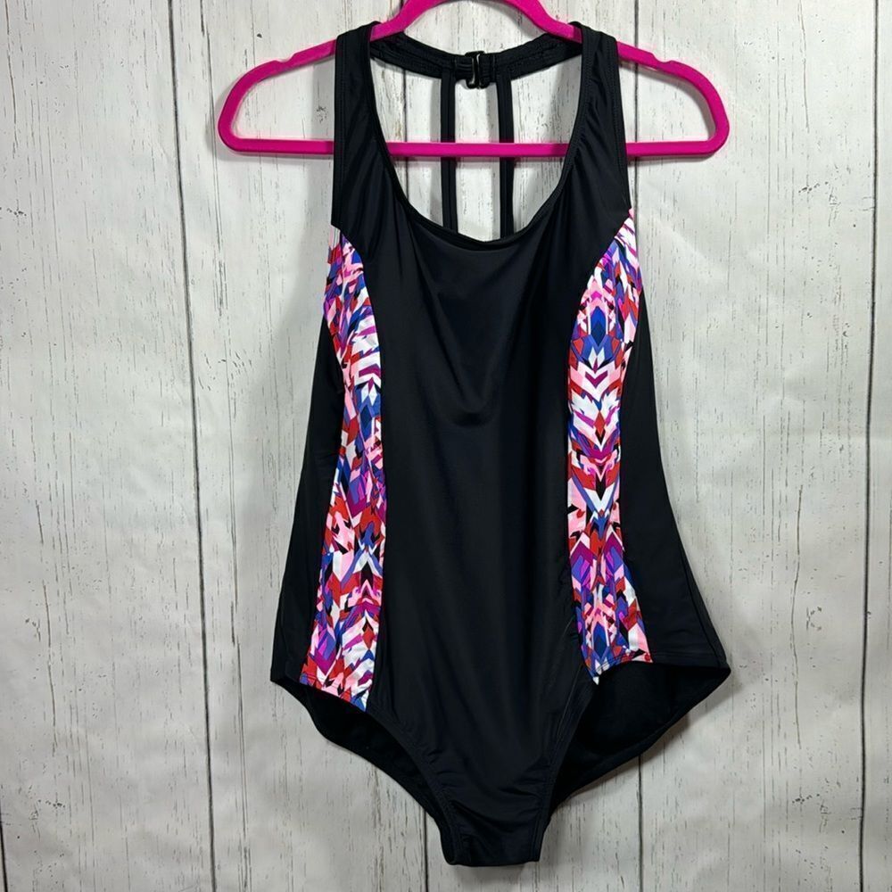 Catalina Plus Size One Piece Swimsuit Colorblock Geometric Swimwear Size 1X